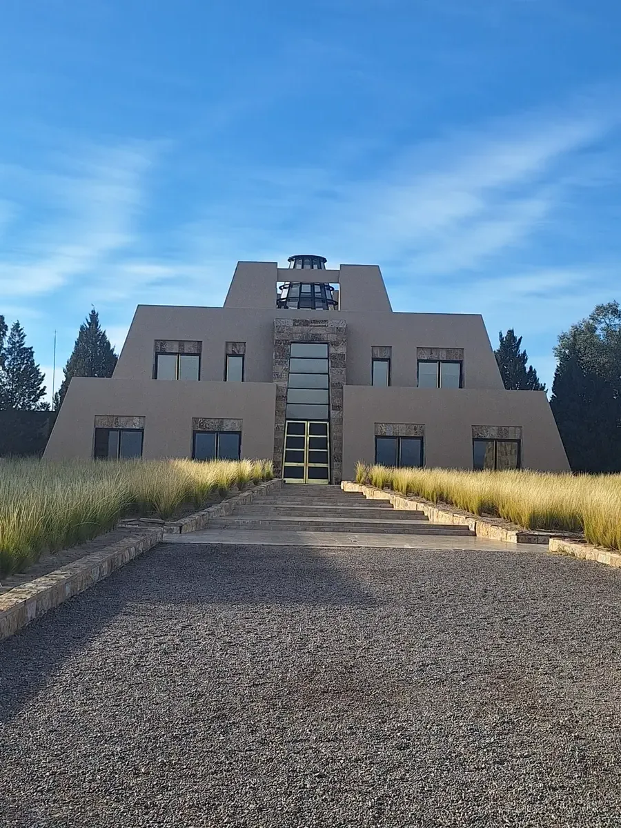 Tour Vinos Icónicos y Premiados en Mendoza